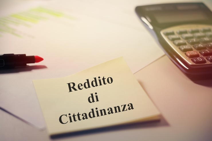 Reddito di cittadinanza - Fonte AdobeStock