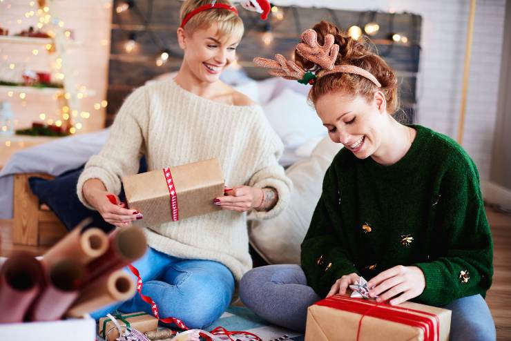 Regali di natale - Fonte AdobeStock