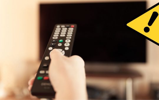 Come aggiustare il telecomando della tv - Fonte AdobeStock