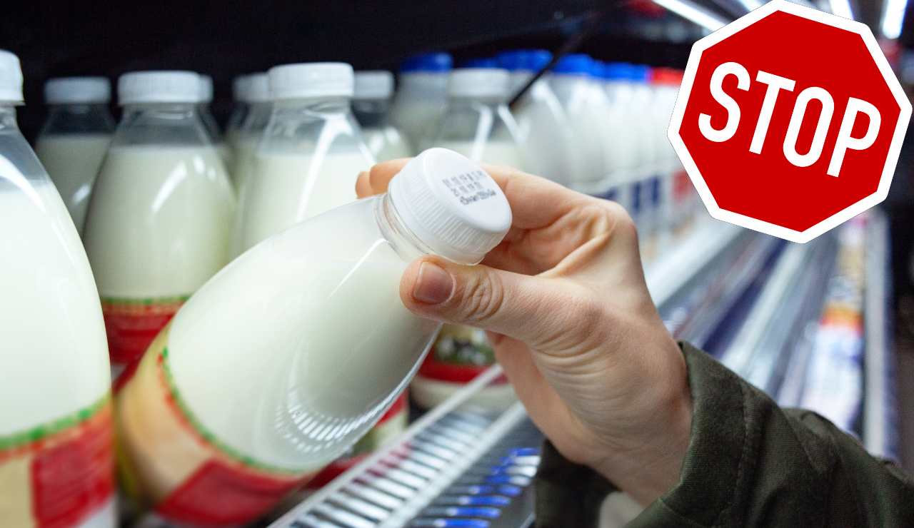 Latte fresco al supermercato - Fonte AdobeStock