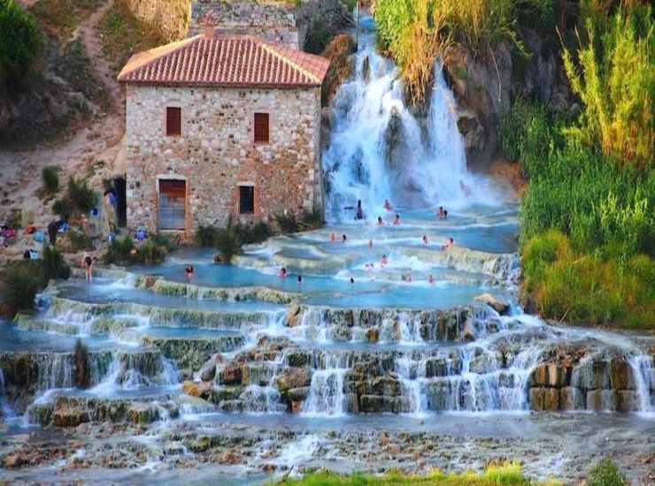 Terme di Saturnia, possibile meta per il ponte del 2 giugno