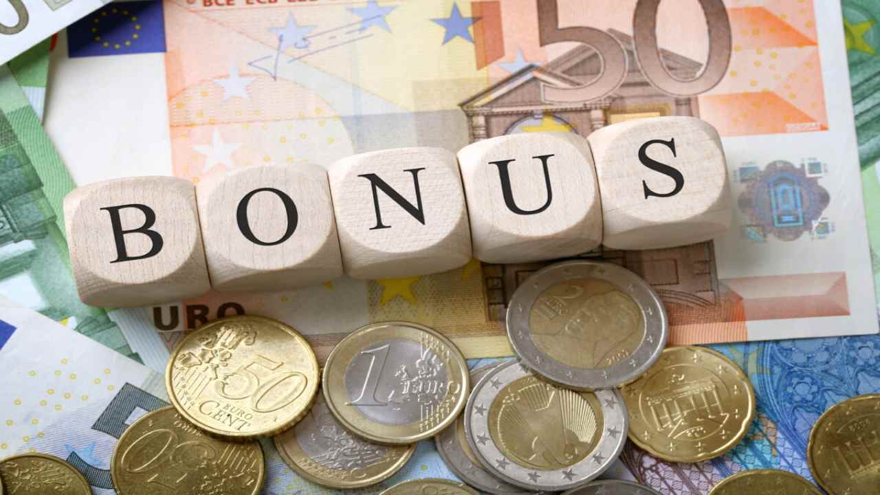 Attesa per il bonus da 380 euro