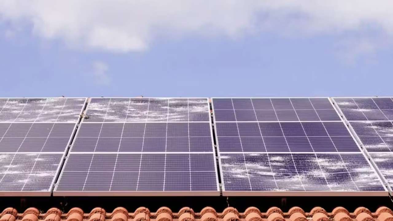 Pannelli fotovoltaici distrutti dalla grandine