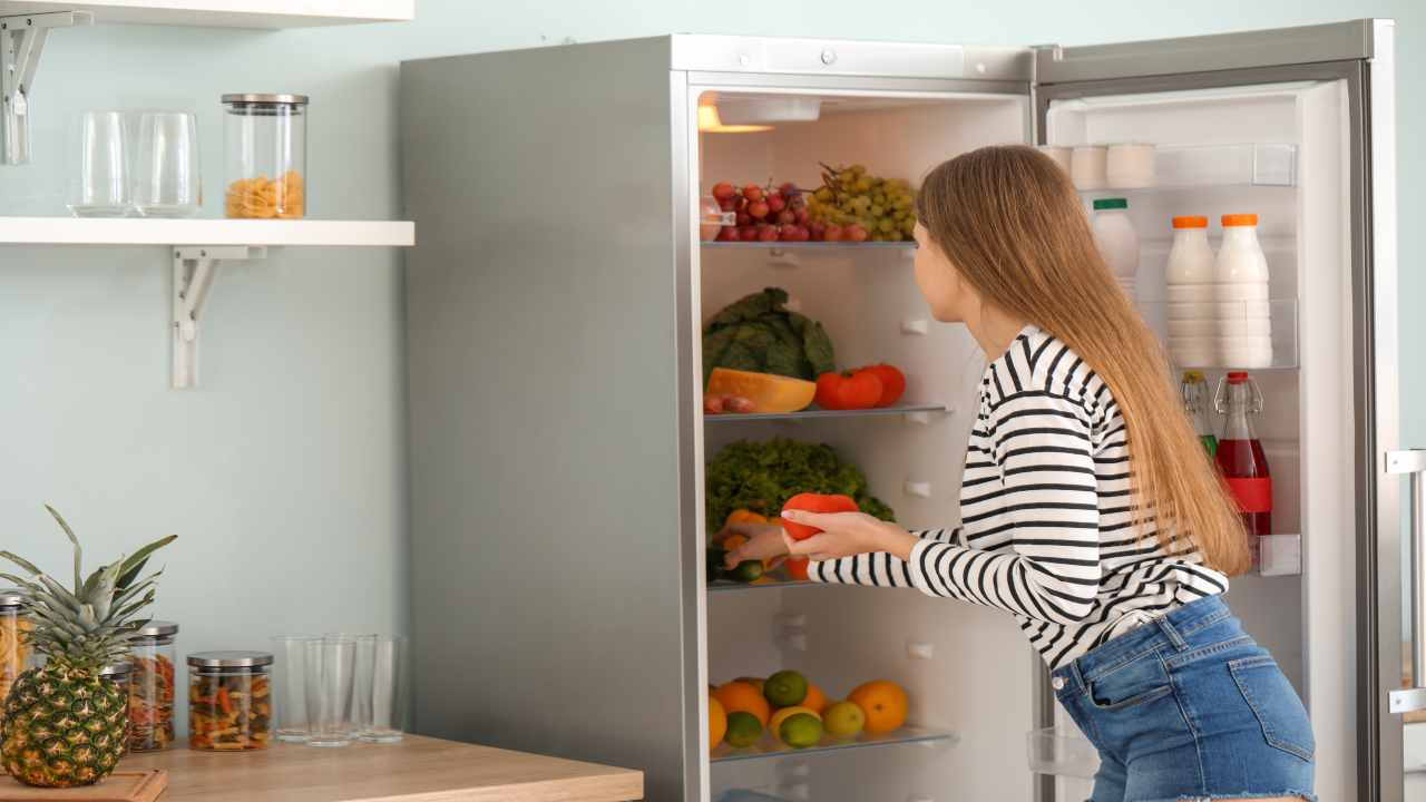 Ordine e pulizia del frigo