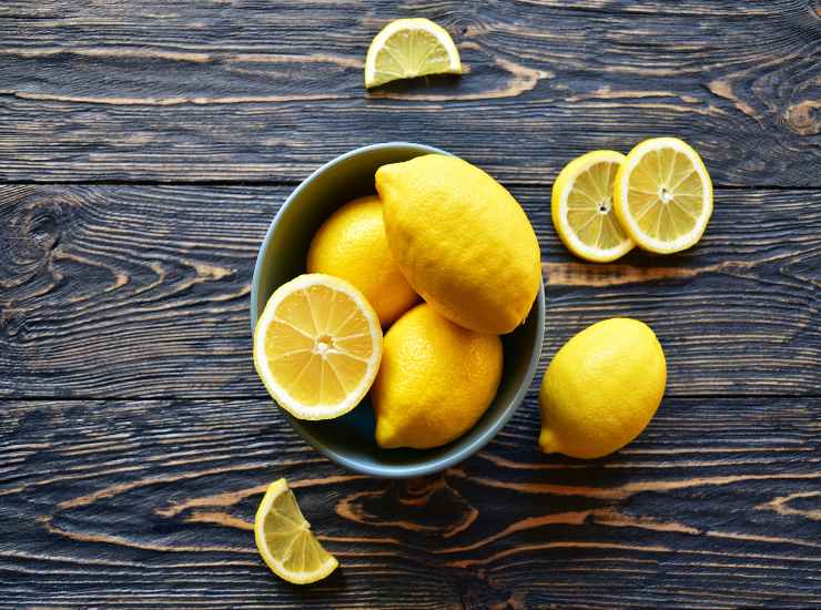 Limone, un rimedio per la lavatrice