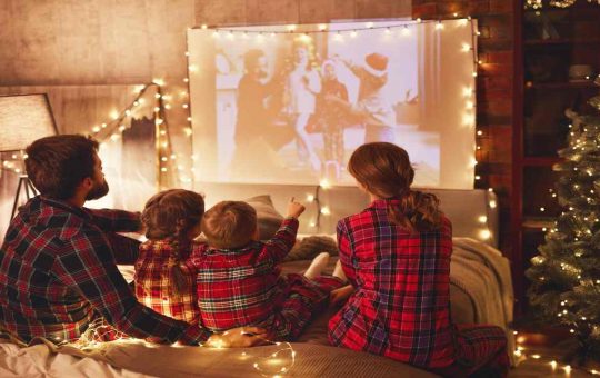 TV in famiglia a Natale