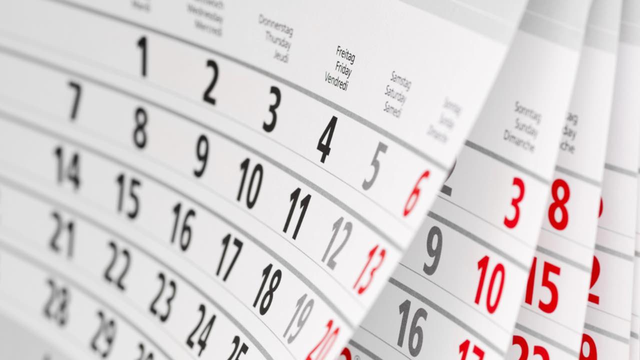 Calendario con tutti i mesi 