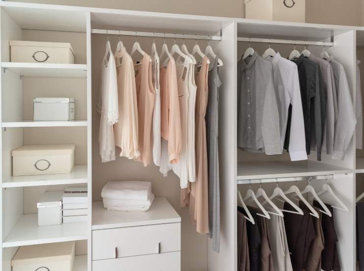 Organizzazione spazio interno armadio
