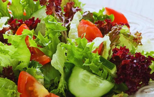 Insalata in tavola