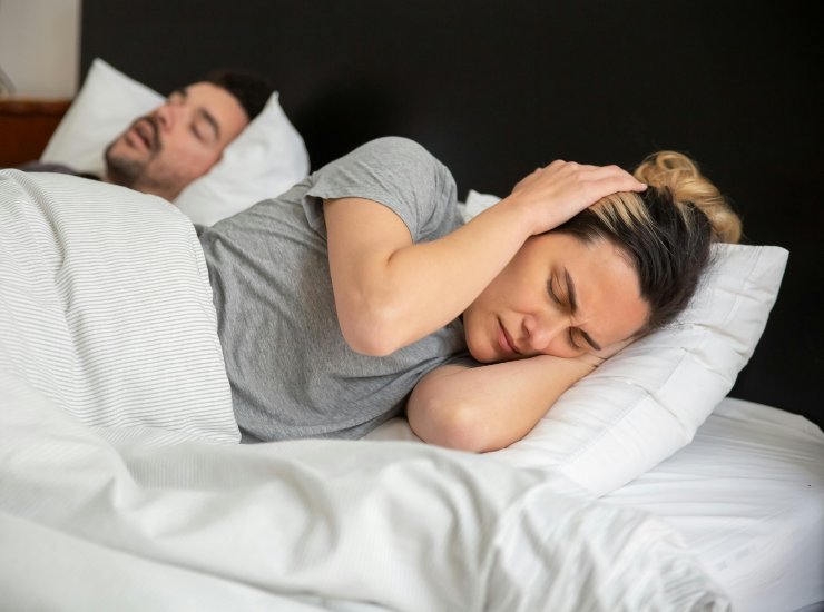 Russare e apnea notturna (pexels.com) - newsecologia.it